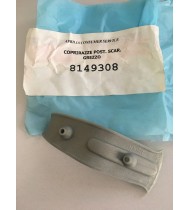 AP8149308 PLASTICA COPRIRAZZE POST. GREZZO APRILIA SCARABEO 125 150 200