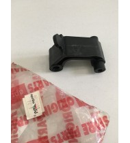 AP8232800 CERNIERA ANTERIORE SELLA ORIGINALE APRILIA SCARABEO 50 100 TUTTI MOD.