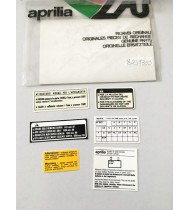 AP8237333 DECALCO SERIE TECNICHE ORIGINALE APRILIA SCARABEO 50 1993-1997 AP8237333 DECALCO SERIE TECNICHE ORIGINALE APRILIA SCARABEO 50 1993-1997