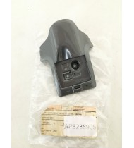 AP8238905 COPRICERNIERA SELLA GRIGIO METAL APRILIA SCARABEO 50 2T 1993-1997