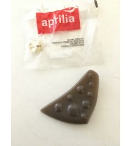 AP8238331 GOMMA POGGIAPIEDI PASSEGGERO SX APRILIA GULLIVER 50 1995-1998