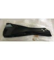 PUNTONE CARENA LATERALE DX NERO MALAGUTI CENTRO 125 160 06329492