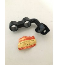 43520-49200-019 STAFFA SUPPORTO PEDANA ANT. SX ORIGINALE SUZUKI GS 750 1100 1980-1981 43520-49200-019 STAFFA SUPPORTO PEDANA ANT. SX ORIGINALE SUZUKI GS 750 1100 1980-1981
